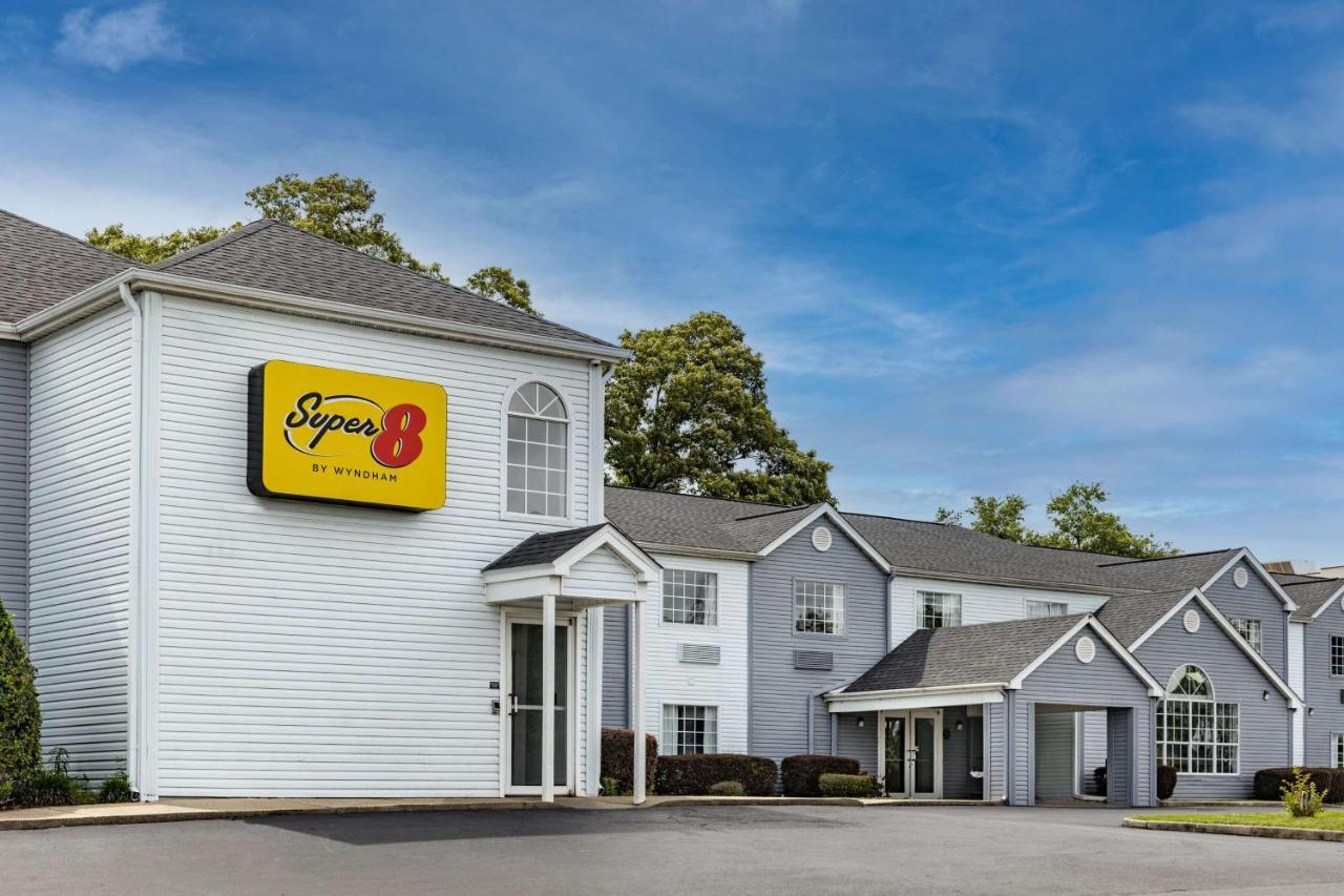 Super 8 By Wyndham Pensacola Hotel Buitenkant foto