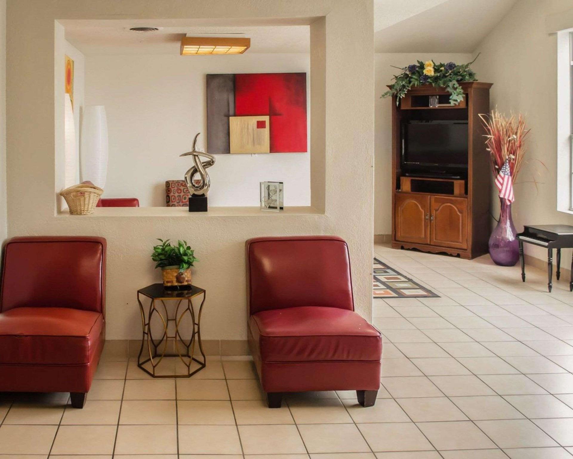 Super 8 By Wyndham Pensacola Hotel Buitenkant foto