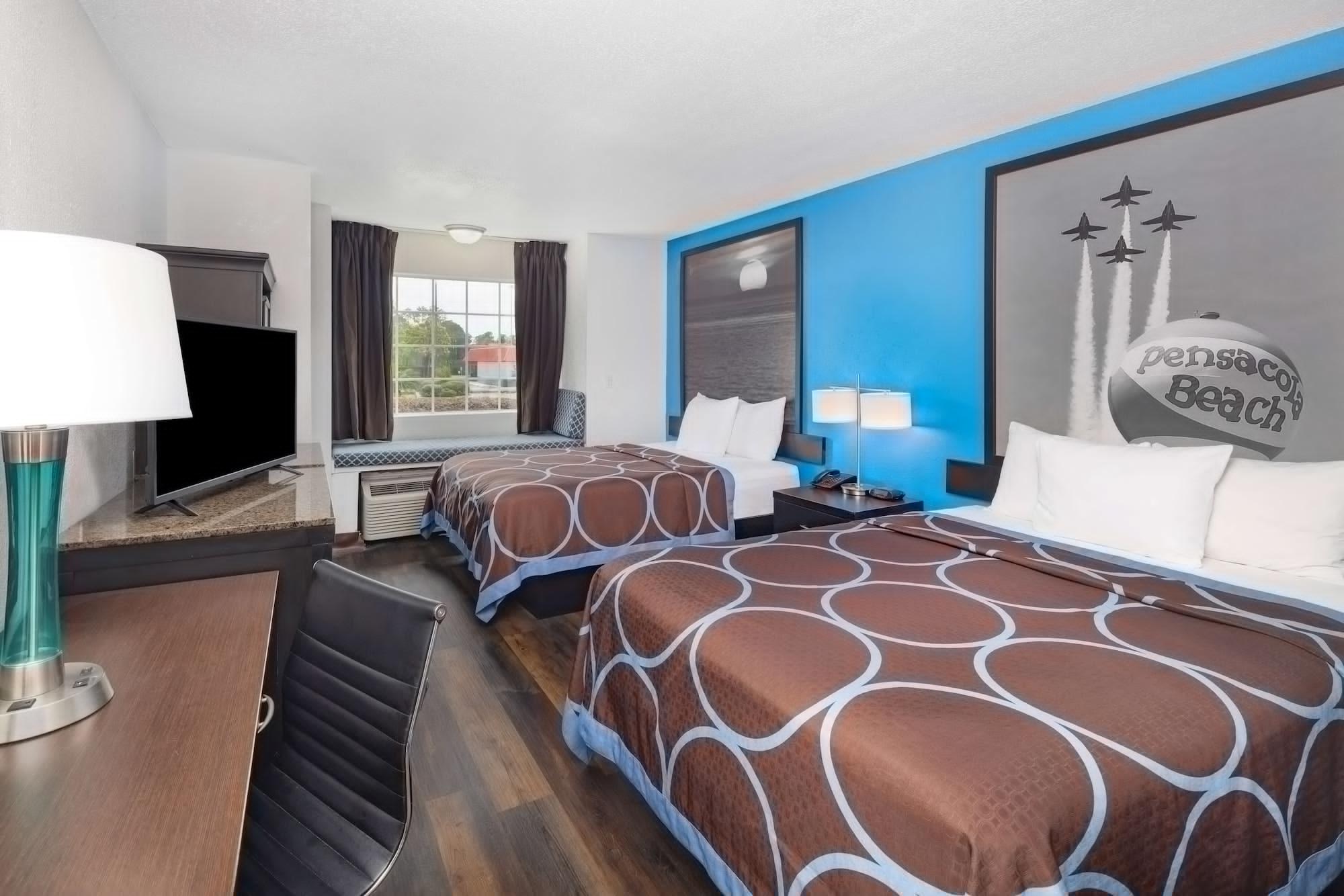 Super 8 By Wyndham Pensacola Hotel Buitenkant foto