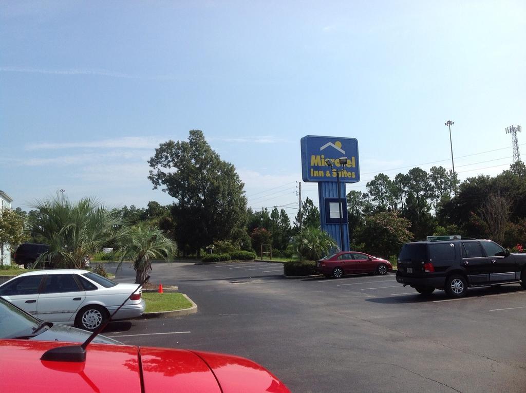 Super 8 By Wyndham Pensacola Hotel Buitenkant foto